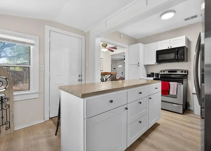 Ferienhaus Captain Den With Office Kitchen Wifi 8 Mins To Fsu Tallahassee